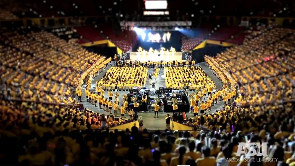 2016 Fall Student Welcome in Wells Fargo Arena  